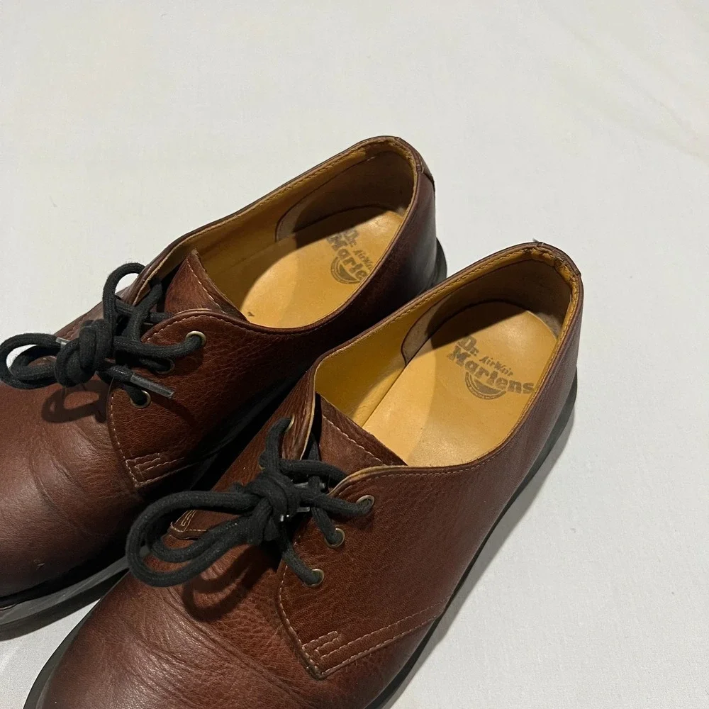 Dr. Martens Unisex Brown 3 Eye Lace Up Low Top Comfort Oxfords Shoes M 9 W 10